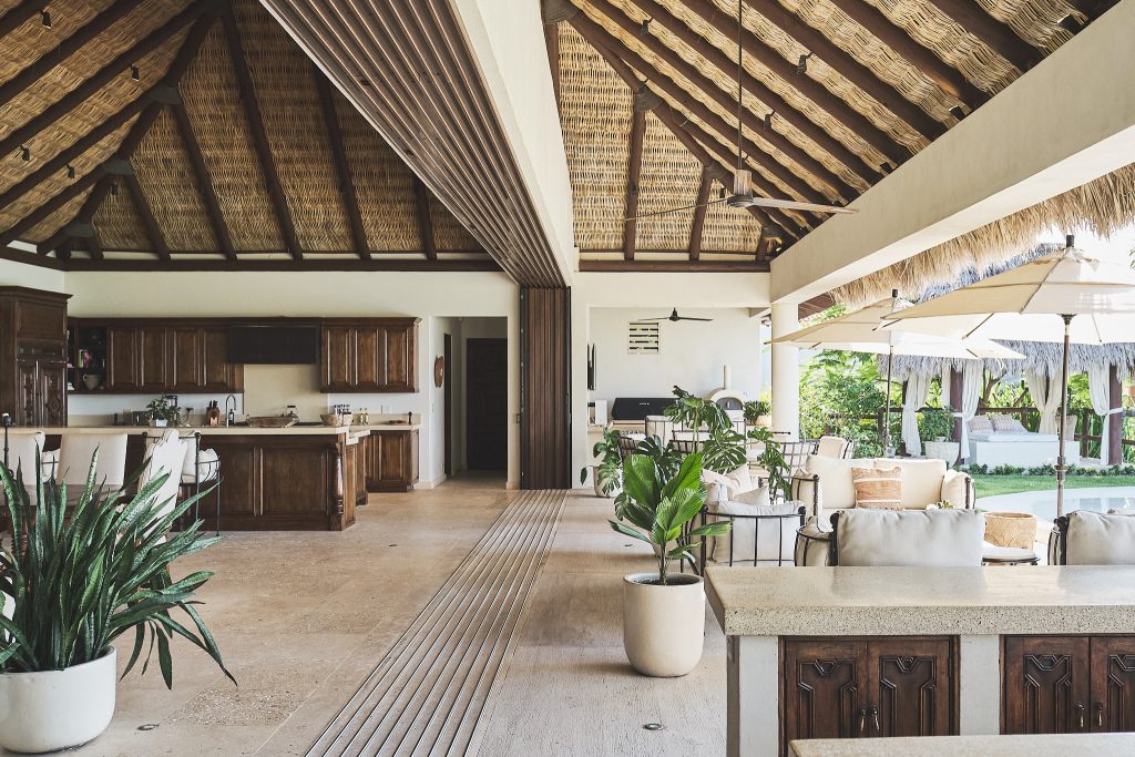Sistema de ventanas corredizas de aluminio para patio